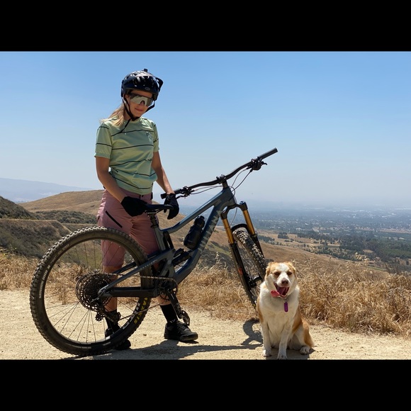 Meet your Posher, Allison - Picture 2 of 2